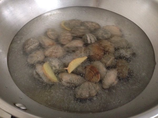 花蛤豆腐汤步骤2