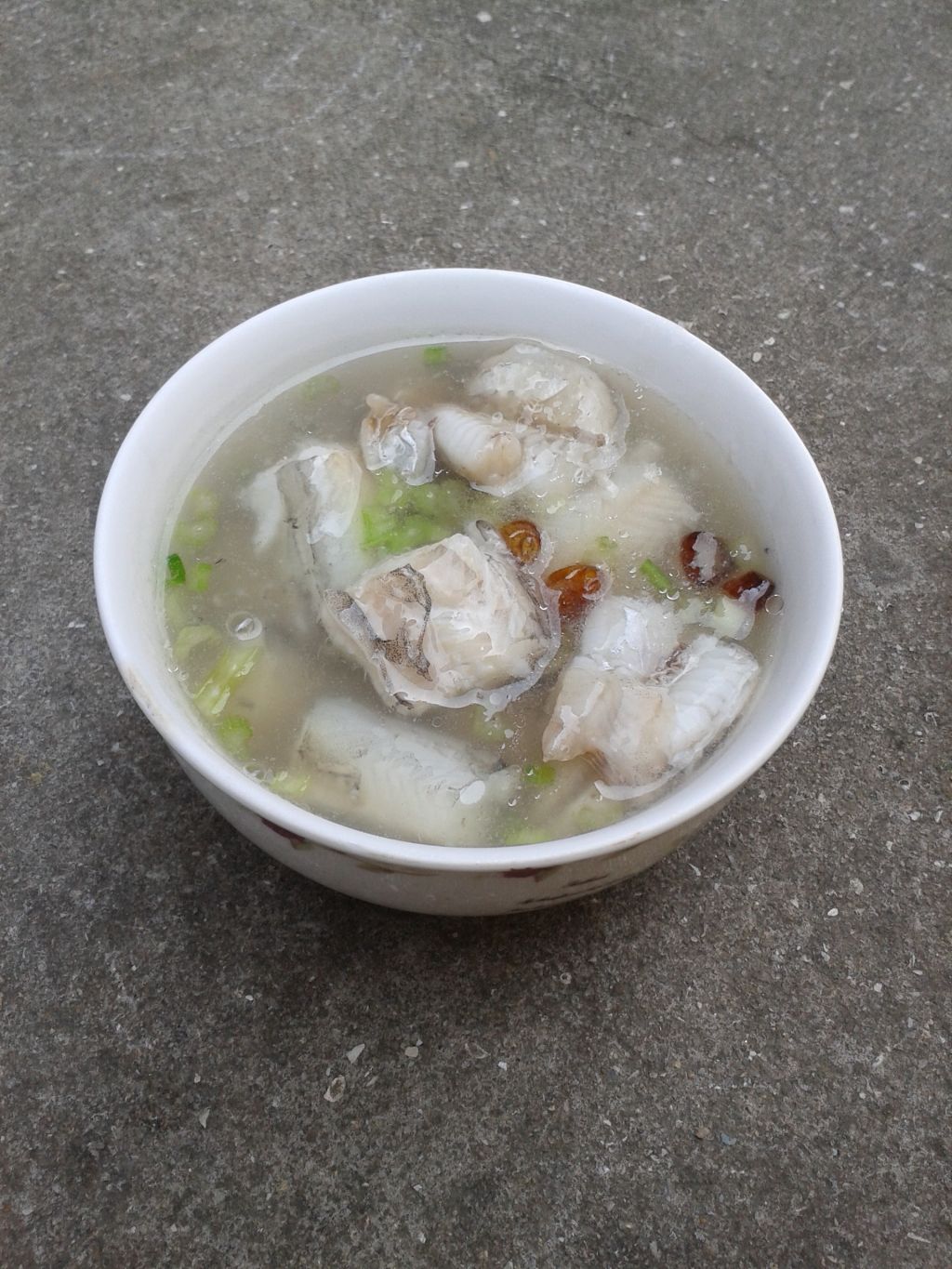 芹菜龙头鱼汤步骤7