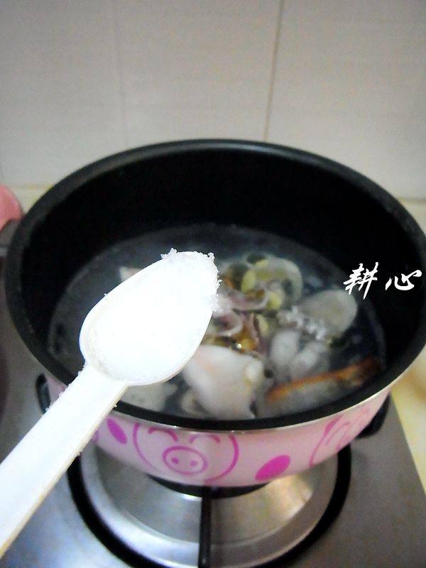 杂锦海鲜荞麦面步骤6