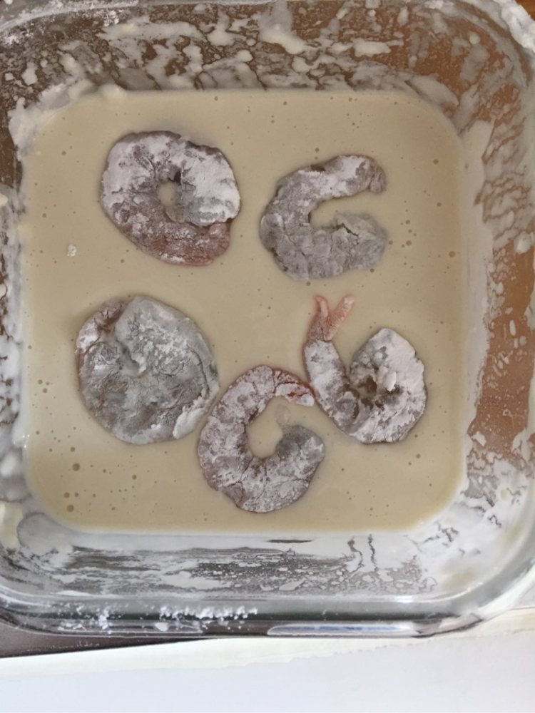 炸虾仁步骤2