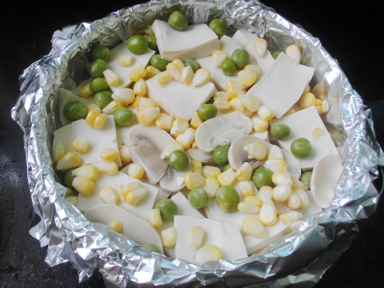 笼蒸海鲜豆腐步骤7