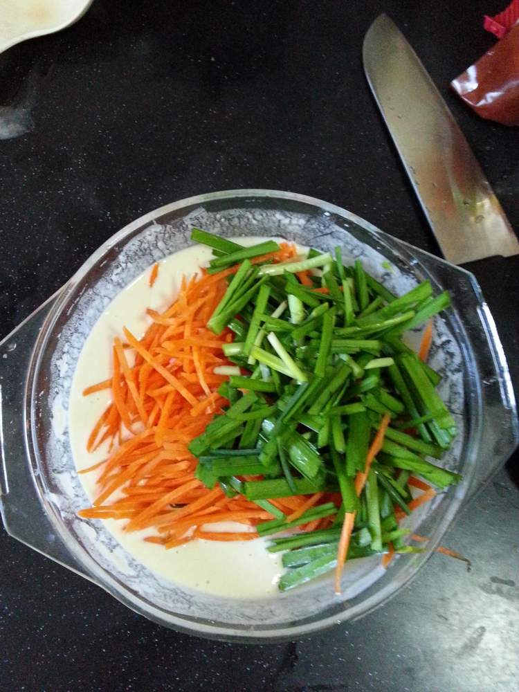 蔬菜海鲜煎饼步骤7