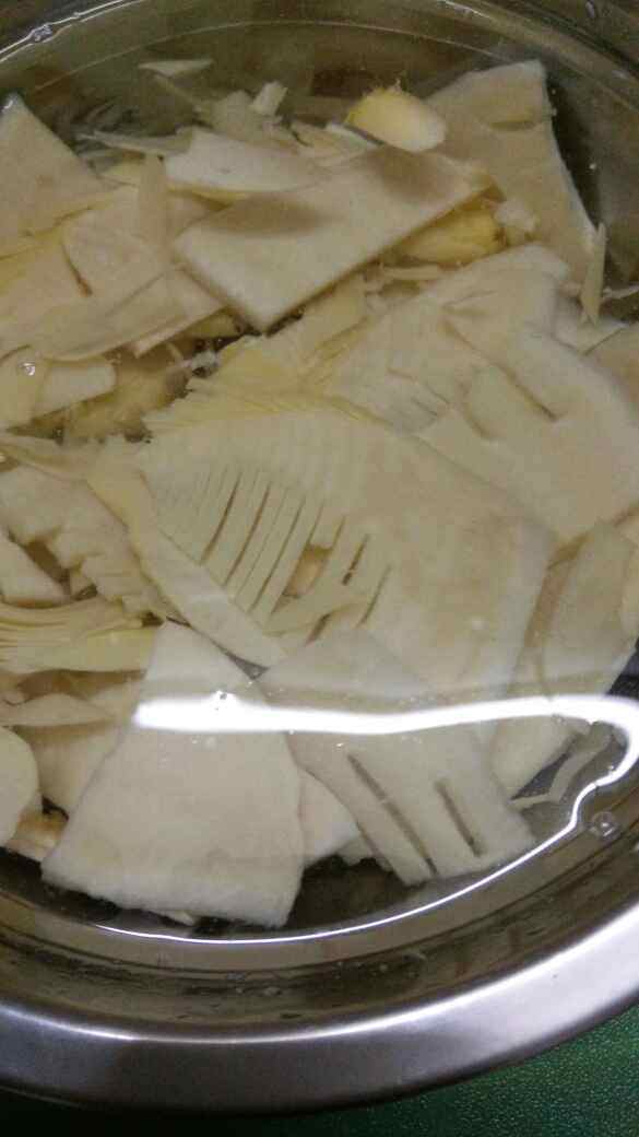 白胡椒猪肚汤步骤9
