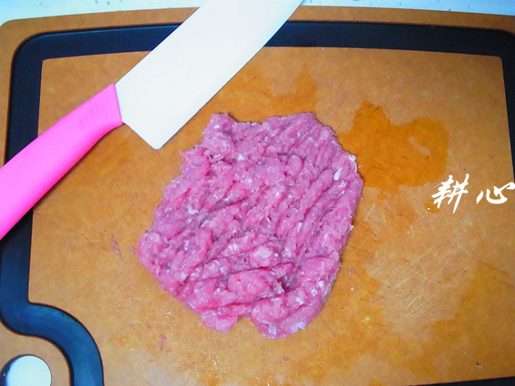 莼菜肉末汤步骤3