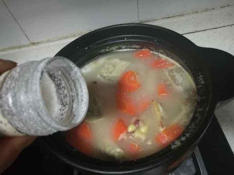 沙尖鱼豆腐汤步骤6