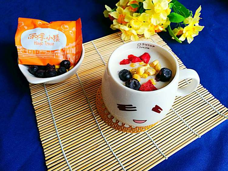 牛奶燕麦冻果干粥步骤7