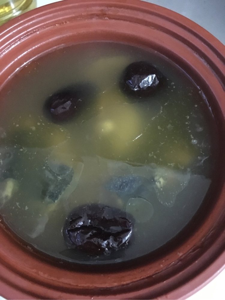 营养乌鸡煲步骤5
