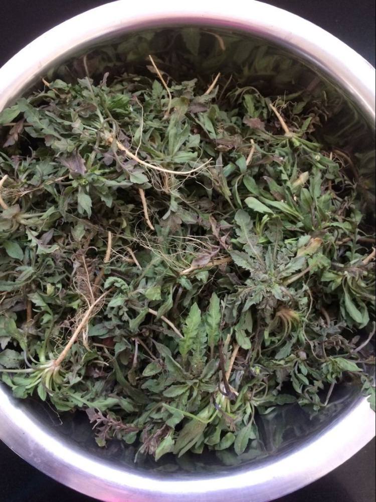 荠菜丸子步骤1