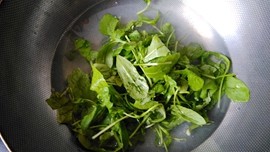 荠菜豆腐羹步骤5