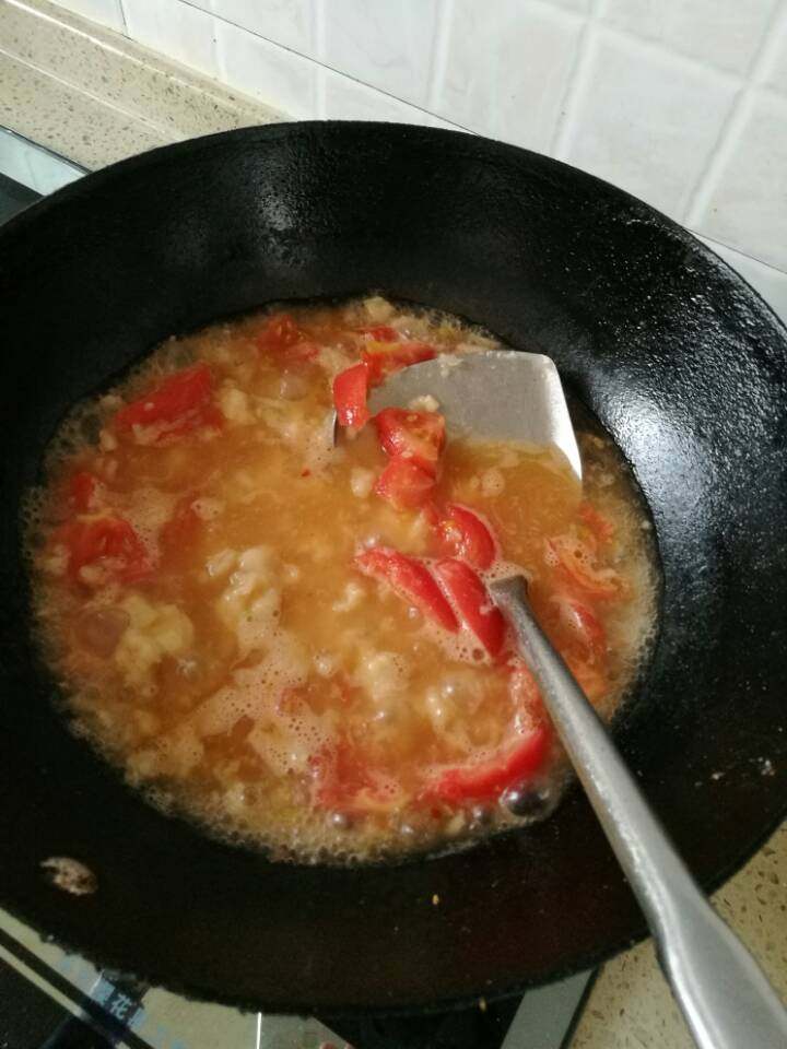 西红柿瘦肉疙瘩汤步骤8
