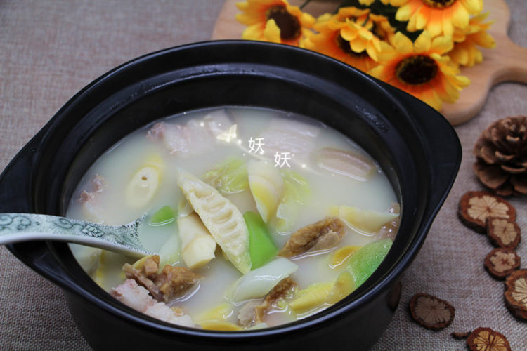 腌笃鲜步骤11