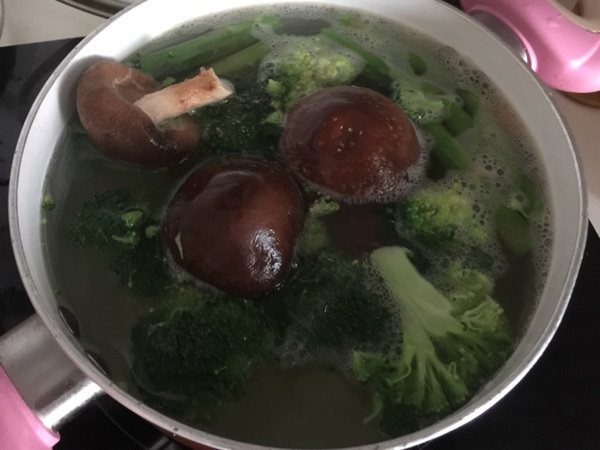 奶香海鲜汤步骤7