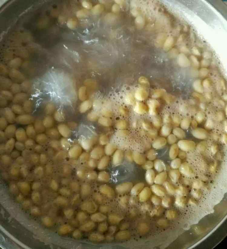 海带黄豆骨头汤步骤2