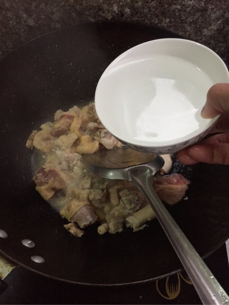 黄酒煮鸡步骤7