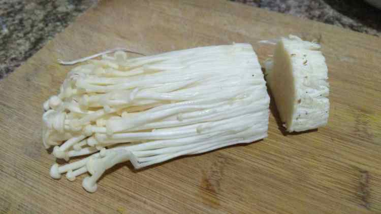 竹荪金针菇汤步骤3