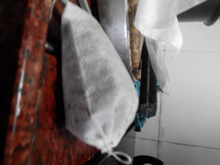 茵陈鲫鱼汤步骤2