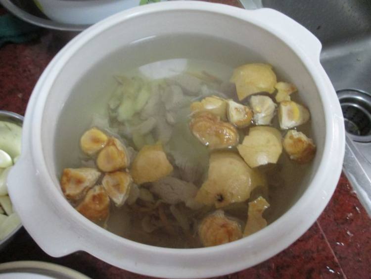 太子参百合煲瘦肉汤步骤7