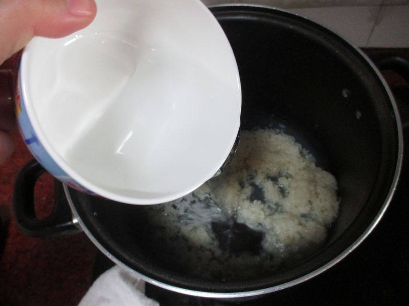 米酒煮小汤圆步骤2