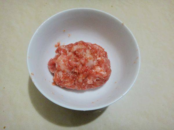 肉丸杂蔬汤步骤2