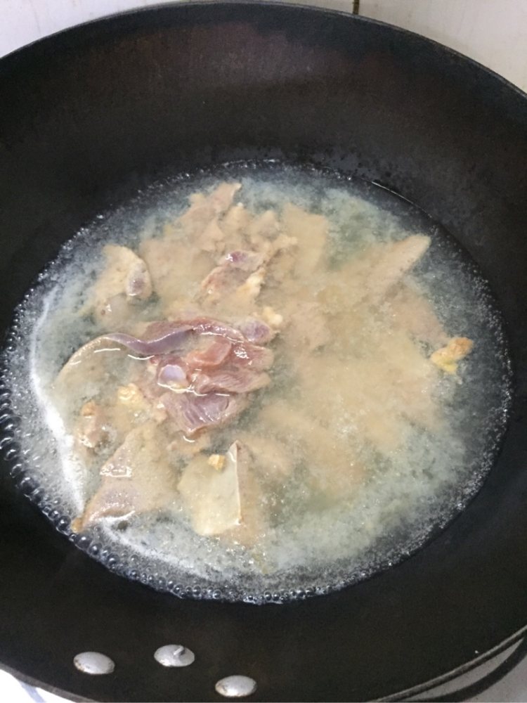 西洋菜猪肝瘦肉汤步骤3