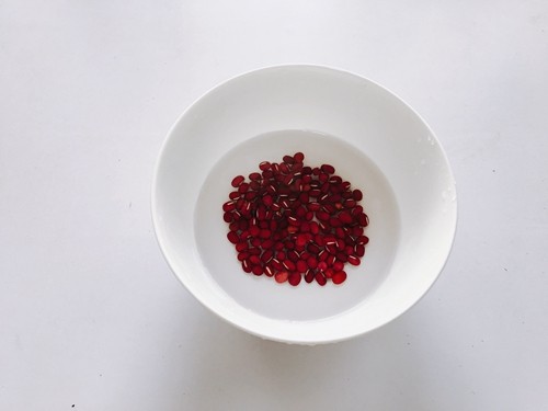 三豆薏米粥步骤3