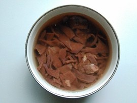 菠菜猪肝汤步骤2