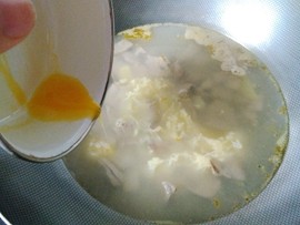 菠菜猪肝汤步骤9