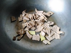 菠菜猪肝汤步骤7
