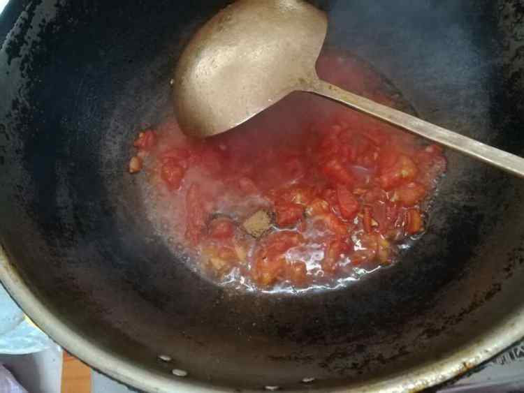 金针菇番茄肉丸汤步骤5