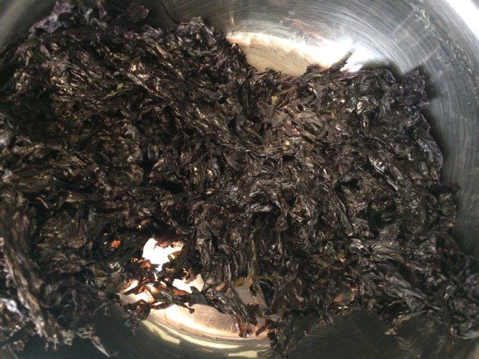 紫菜虾皮蛋花汤步骤2