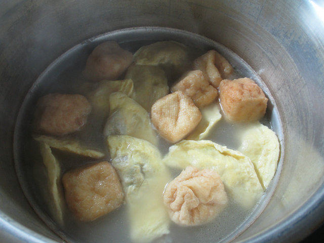 油豆腐蛋饺猪蹄汤步骤9
