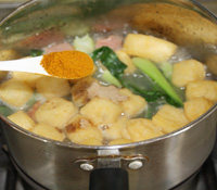 咖喱牛肉丸油豆腐粉汤步骤9