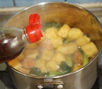 咖喱牛肉丸油豆腐粉汤步骤11
