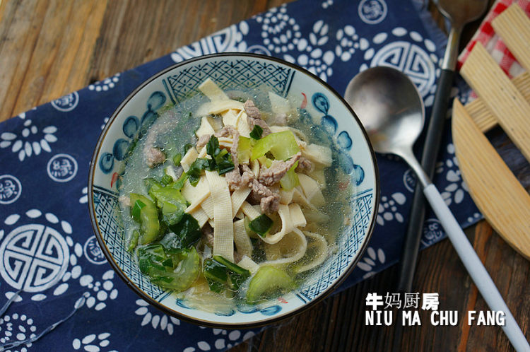 牛肉千张青菜汤#本味步骤11