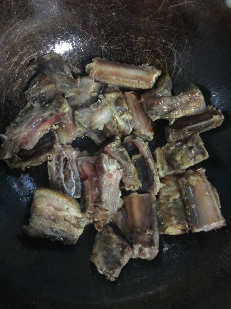 萝卜排骨汤步骤3
