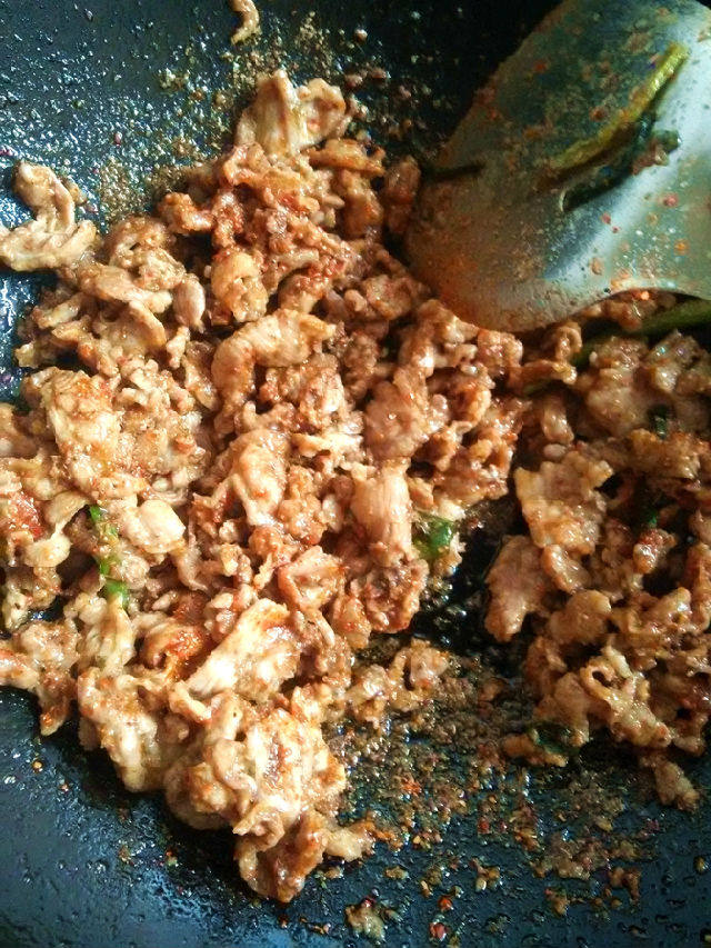 孜然羊肉#本味家乡菜#步骤8