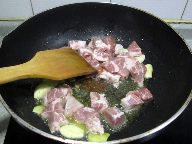 土豆瘦肉汤步骤2
