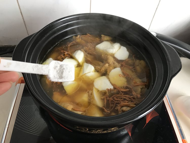 虫草花时蔬鸡汤#本味步骤6