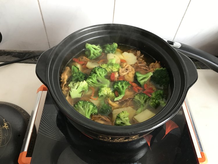 虫草花时蔬鸡汤#本味步骤7