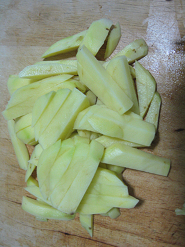 西红柿土豆牛肉汤步骤5