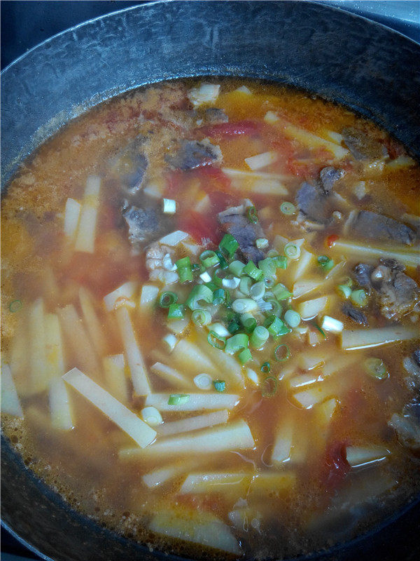 西红柿土豆牛肉汤步骤12