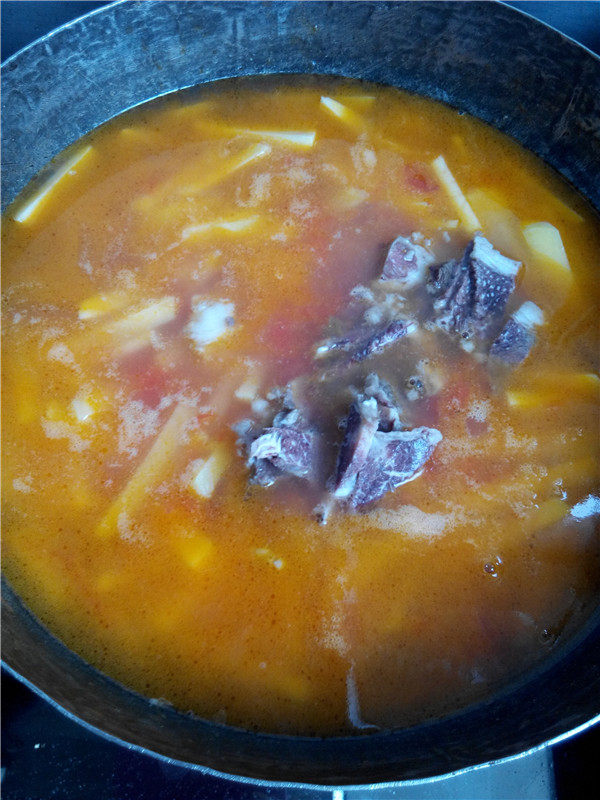 西红柿土豆牛肉汤步骤11