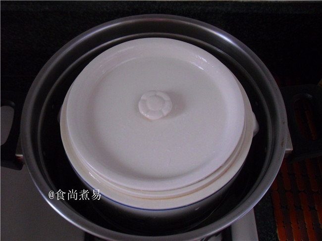 排骨鸡肉炖花胶步骤7