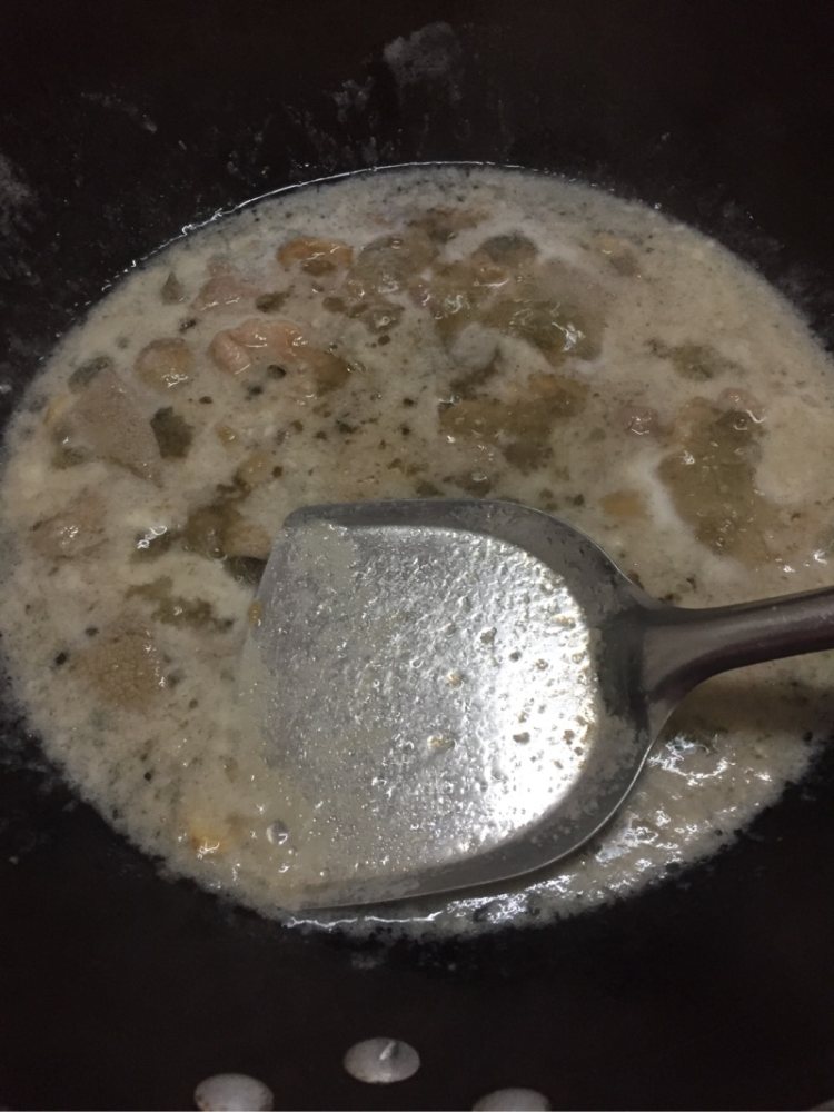 菠菜猪肝瘦肉汤步骤4