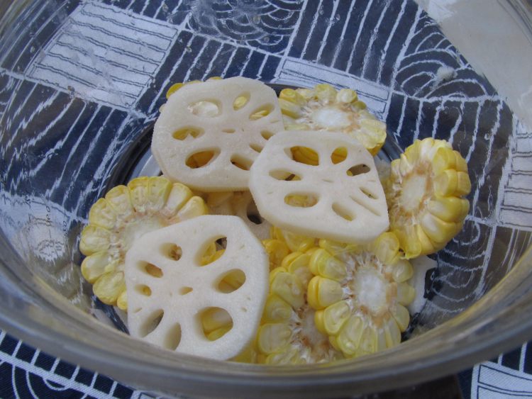 杂蔬肉丸汤步骤5