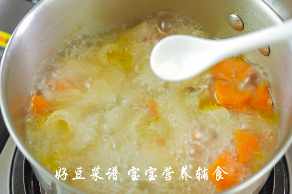 竹荪排骨汤步骤12