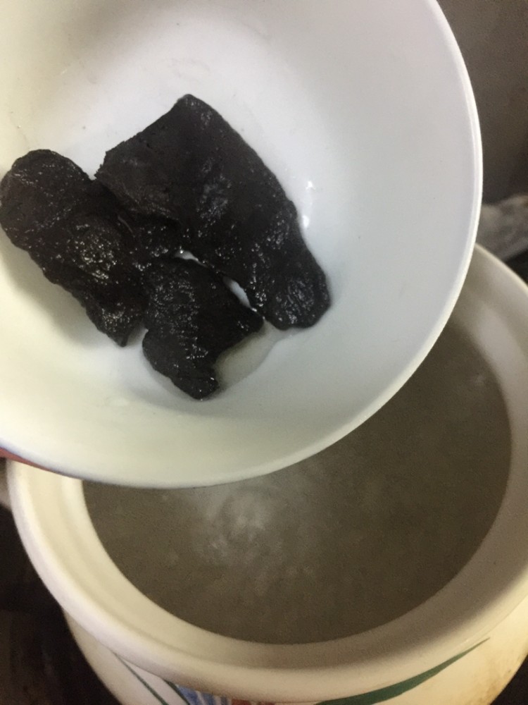 当归首乌红枣汤步骤2