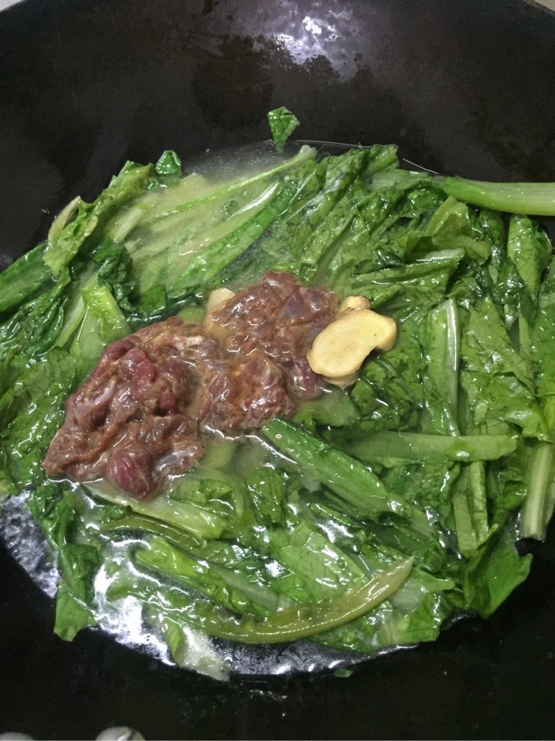 油麦菜牛肉汤步骤6