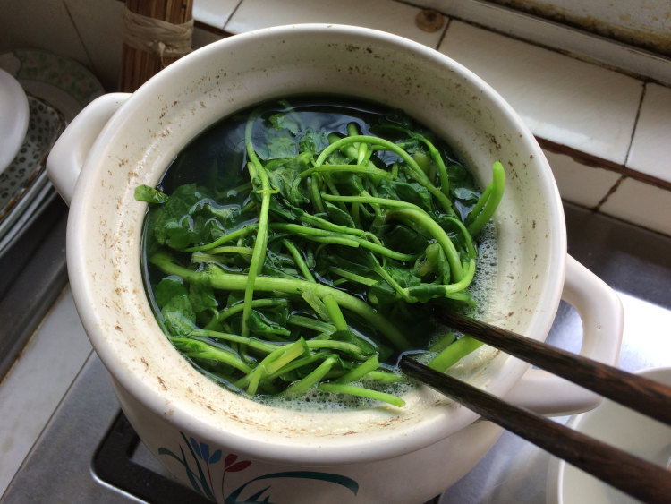 西洋菜蜜枣煲猪踭步骤7
