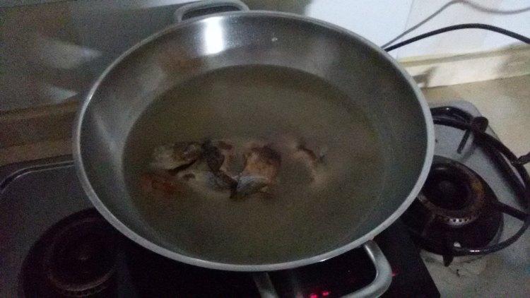时蔬鲫鱼汤步骤4